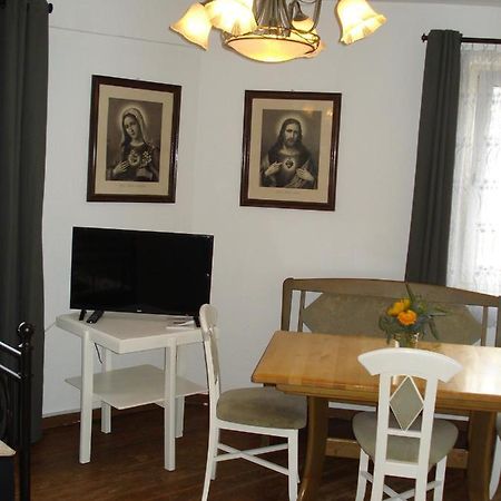 Appartement 25 Qm Mit Bad An Der Mosel - Naehe Koblenz Dieblich Exteriör bild